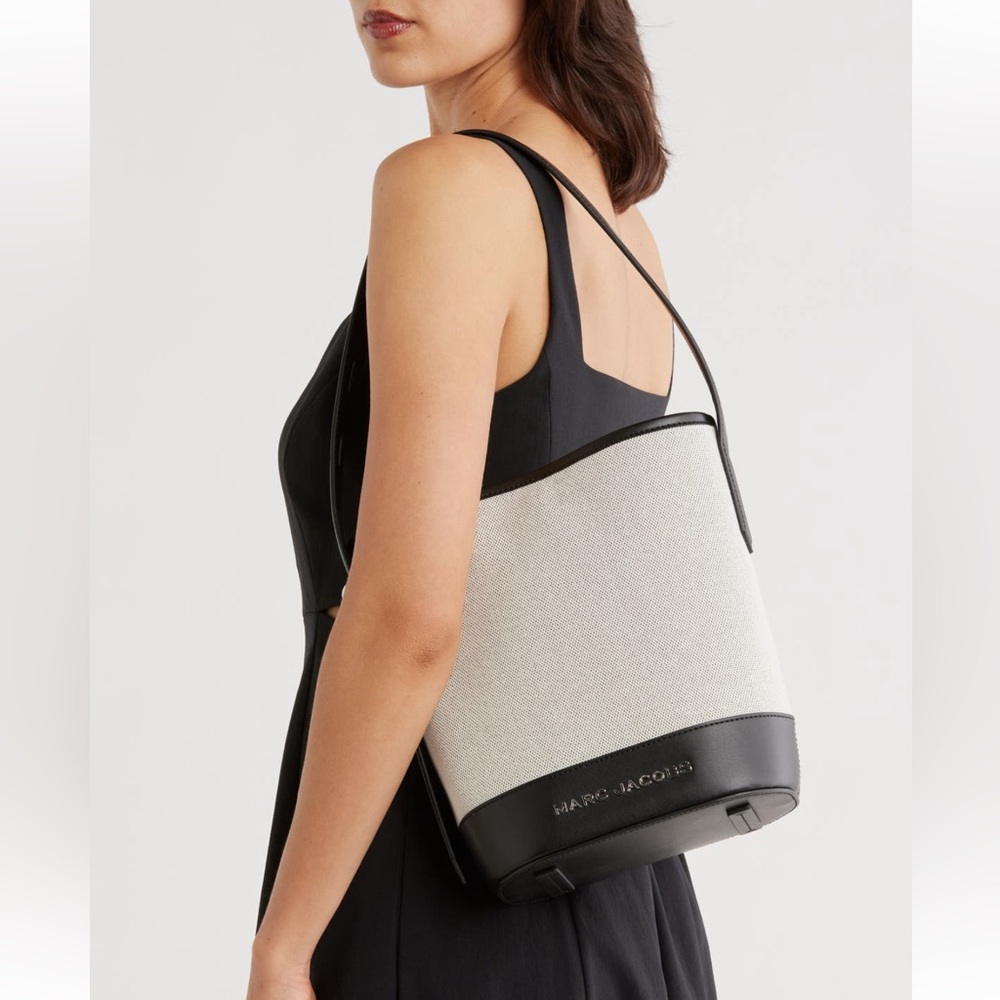 Marc Jacobs Bucket Bag